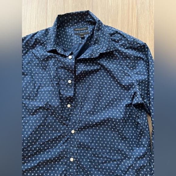 Banana Republic Blue Slim Fit Button Down Shirt Men’s Large - Picture 3 of 6